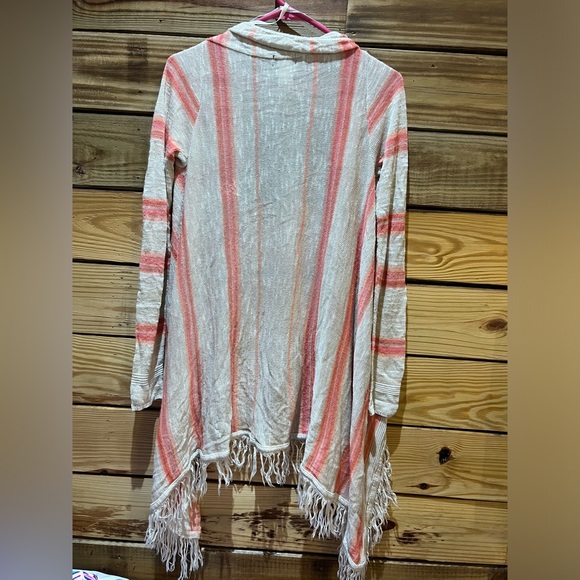 Women’s Cardigan - Picture 3 of 5